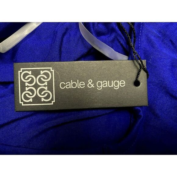 Cable & Gauge Pullover Keyhole Back & Shoulder Hi-Low Top Siz L Royal Blue NEW - Picture 5 of 7